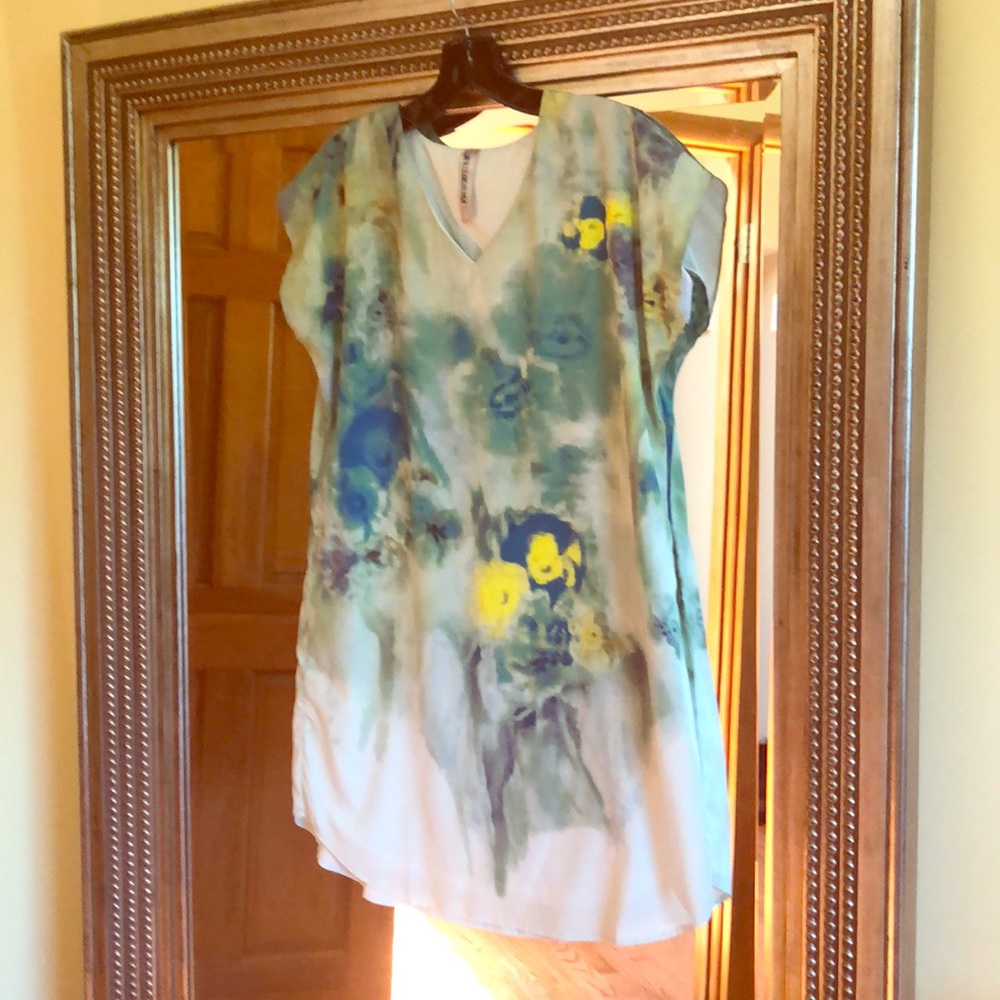 Floral shift dress